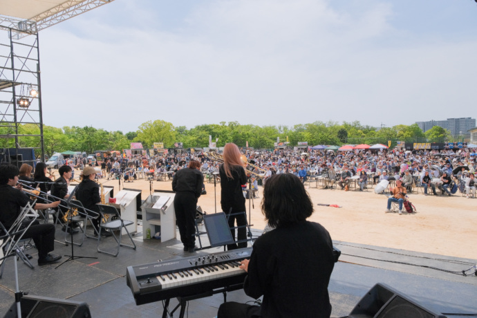 大阪府高槻市の高槻ジャズストリートのライブ風景