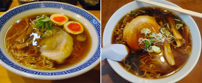 高山ラーメン（卵入り、左）、（卵なし、右）