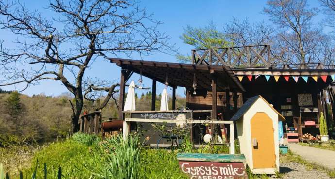 テラス席が心地よい「GYPSY’S MILE CAFE」