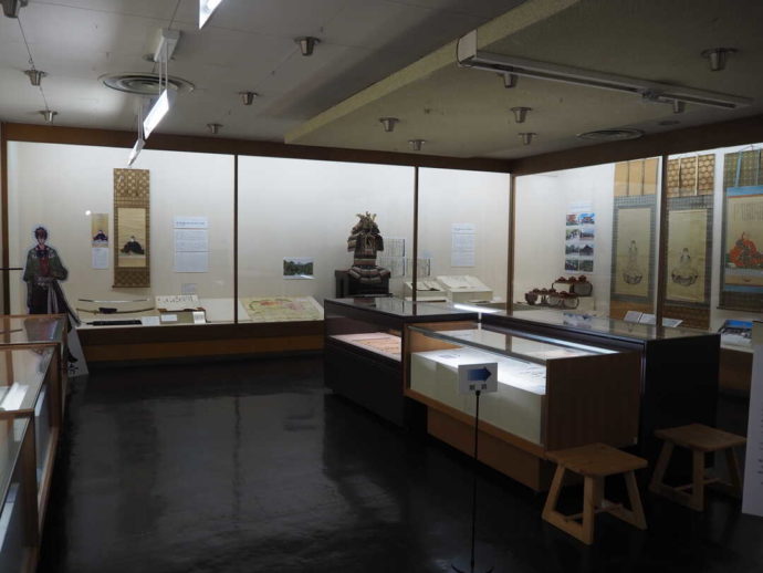 京都府宮津市にある京都府立丹後郷土資料館の展示内容