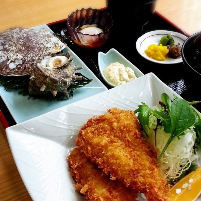 漣の開き海老フライ定食