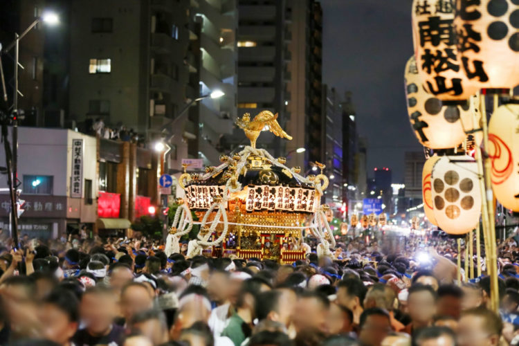 鳥越神社はどのような神社ですか