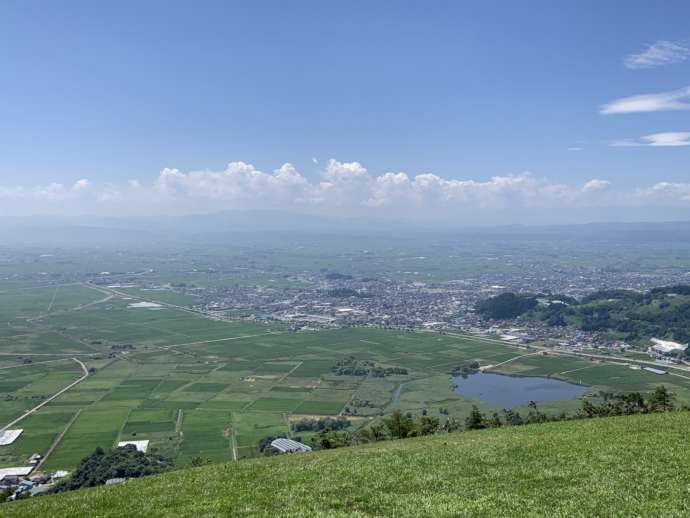 南陽市を上から見下ろした航空写真