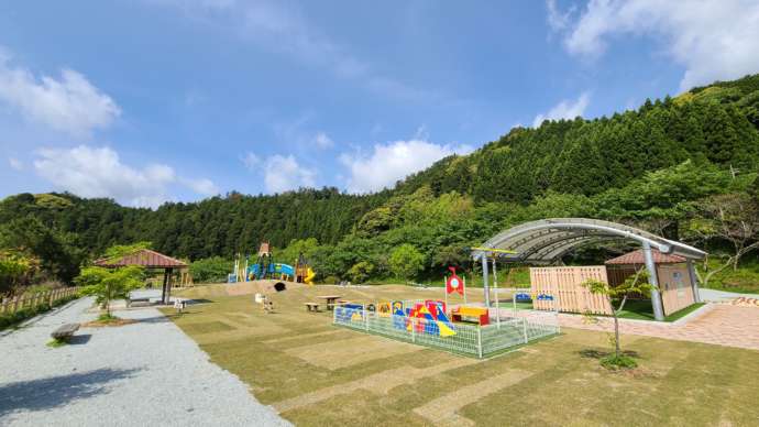 隠岐の島町の公園のようす