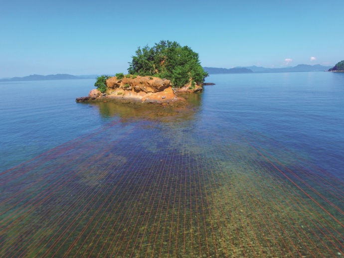 津奈木町で行われる海渡りの様子