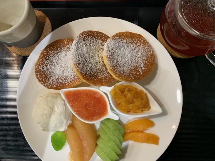 千葉県館山市にあるcafé123のはちみつパンケーキ