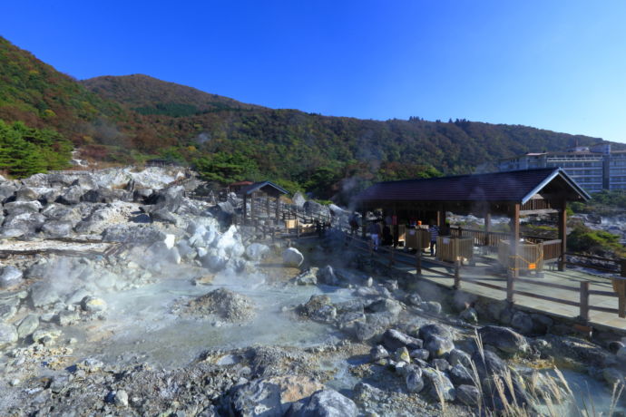 湯気がたちのぼる雲仙地獄