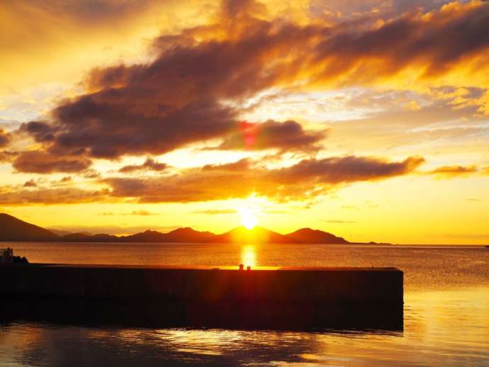 人魚の浜海水浴場の夕日