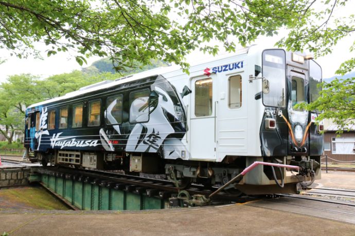 若桜鉄道の隼ラッピング車両