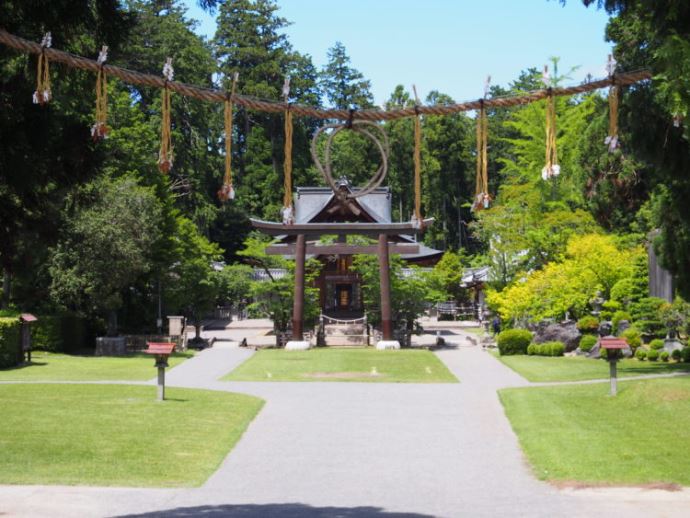 馬見岡綿向神社境内のおすすめスポット