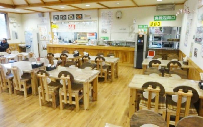 岩手県下閉伊郡にある道の駅やまだの食堂の内観