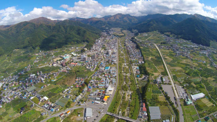 山ノ内町湯田中のまちの風景