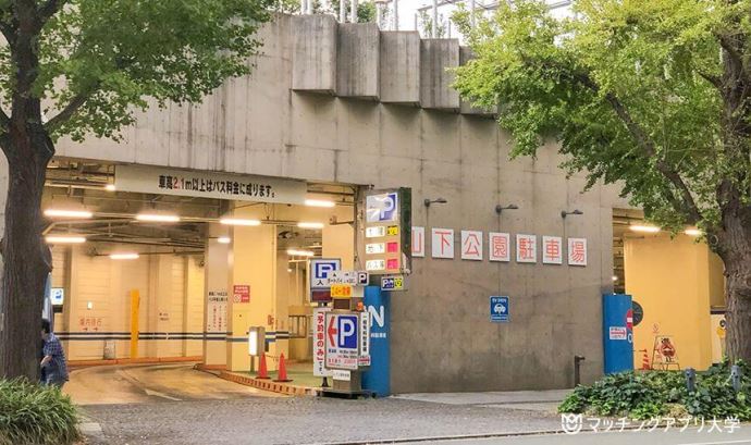 山下公園駐車場