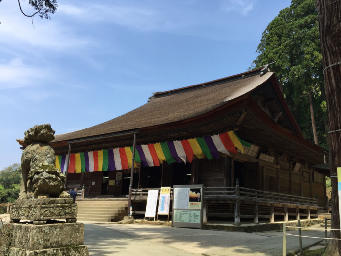 清水寺の本堂である根本堂の外観