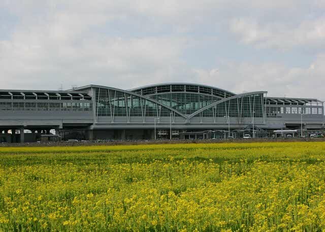 八代市の九州新幹線新八代駅