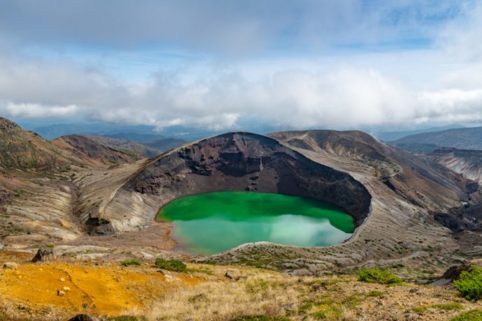 蔵王山の御釜