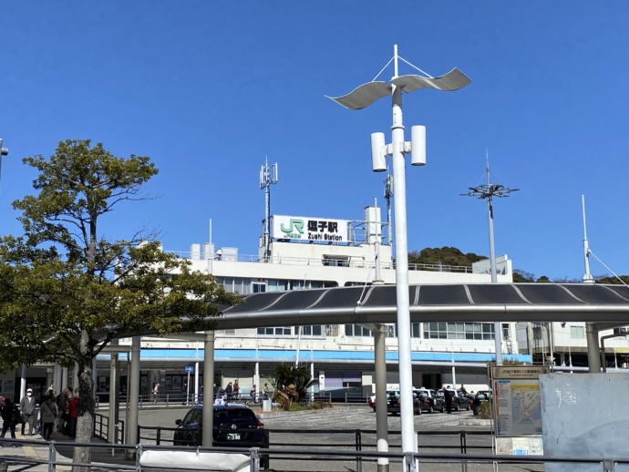 逗子市のJR逗子駅