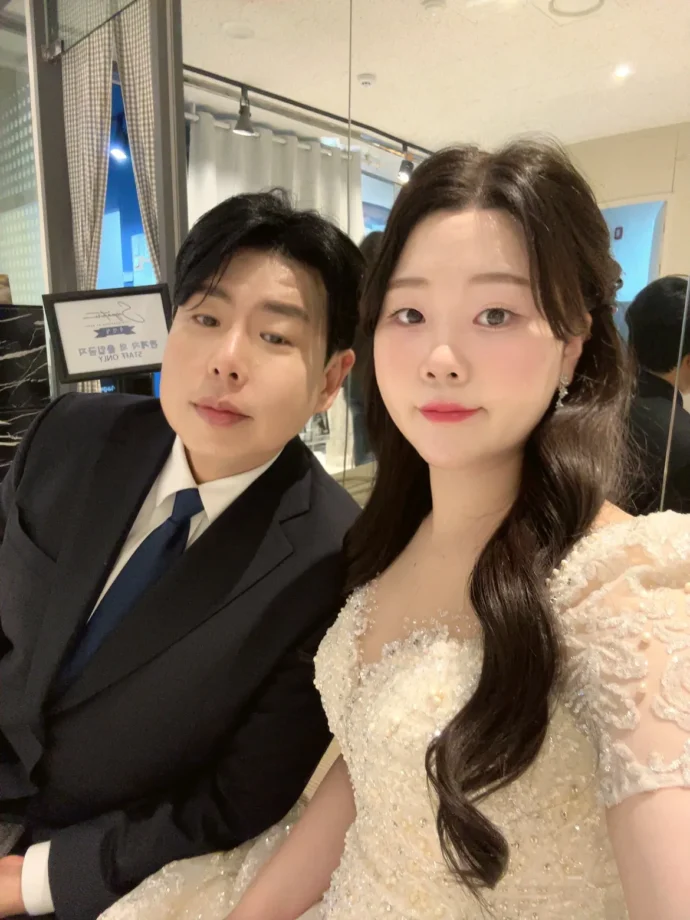 あいさんと韓国人のご主人のウェディング写真