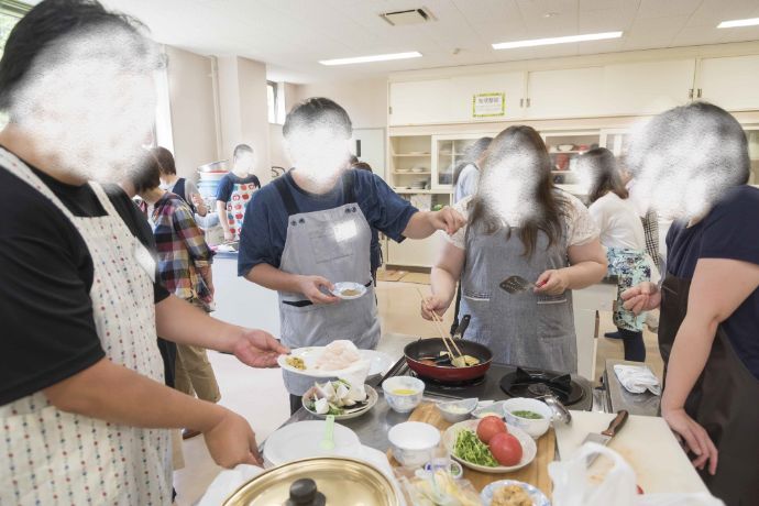 コミュサーあおもりで蓬田料理を作る