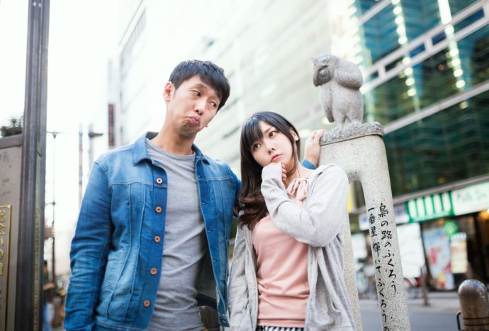 婚活サイトで出会った女性からデート後に返信が来なくなりそうと不安に思う男性イメージ画像