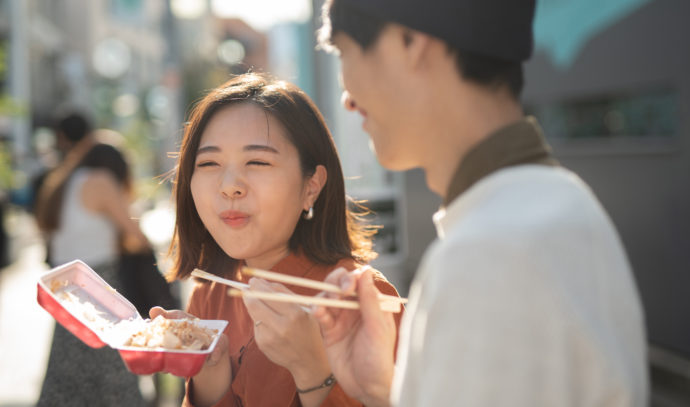 盛岡でマッチングアプリで出会った20代カップルのイメージ