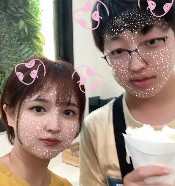 タップルで出会ったななさんとれんさんのプロフィール