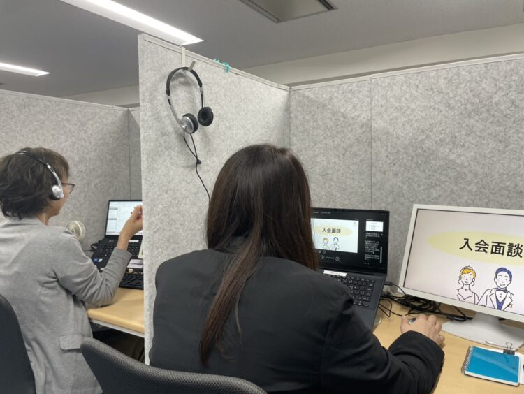 あいち結婚サポートセンターの登録者にオンラインで応対する相談員