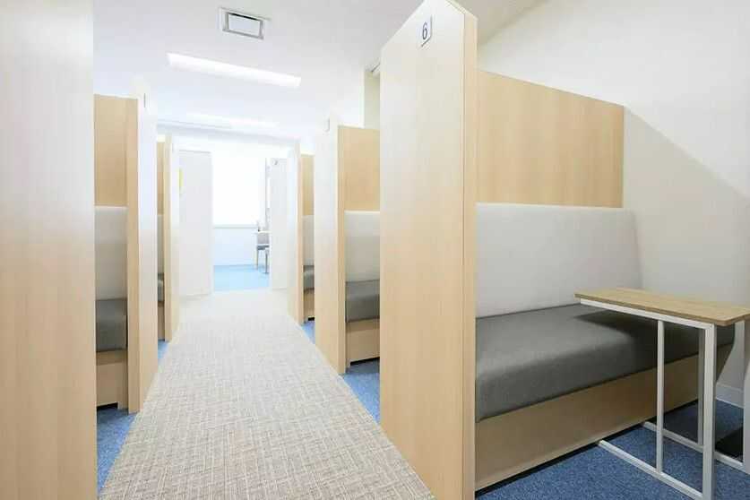 尾道市マリッジサポートセンターに設けられている半個室の数々
