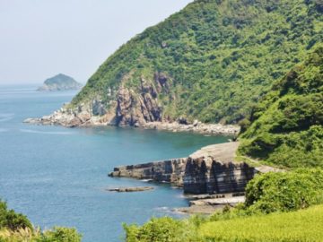 山口県萩市の須佐ホルンフェルス全景