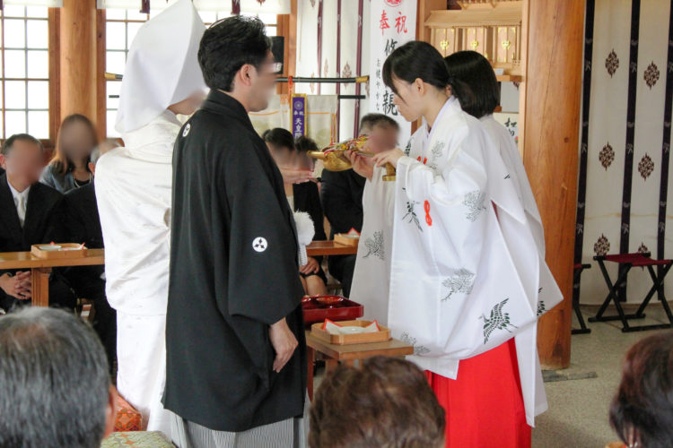 賀茂神社天満宮の神前結婚式ならではのメリットを教えてください