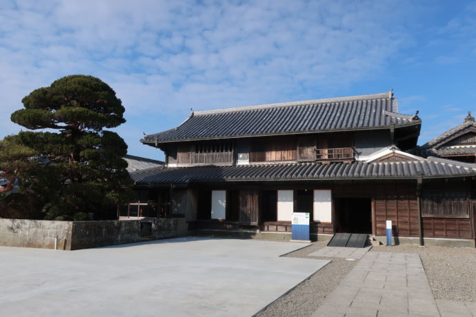 徳島県藍住町にある「藍の館」内にある奥村家住宅の外観