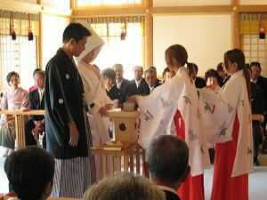 足羽神社の神前式の様子