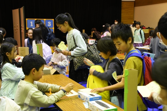 知多市で開催された「こどものまちinちた」の様子