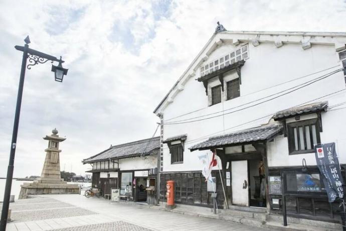 福山市のいろは丸展示館