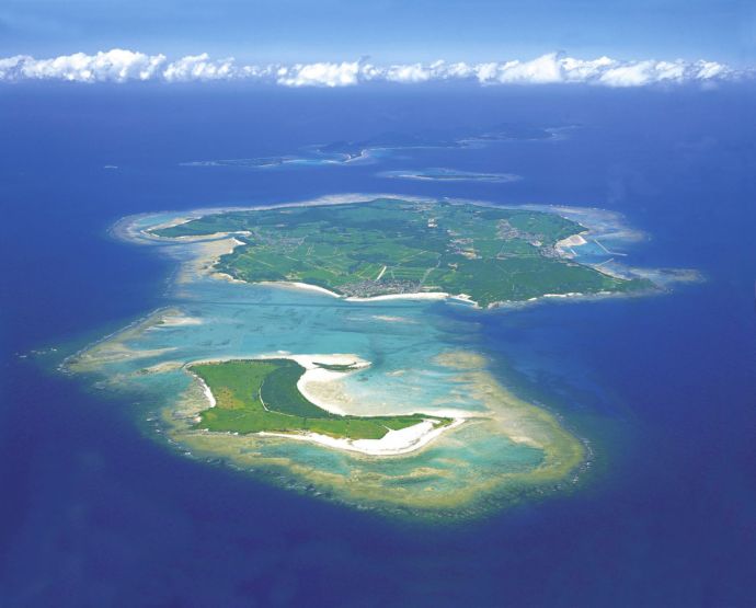 いぜな島の上空写真