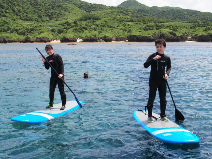 石垣島ダイビングショップ「KUKURU」のSUP体験風景