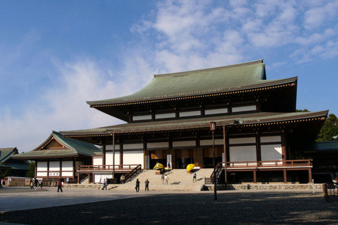 成田山新勝寺の外観