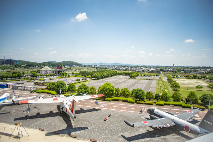 岐阜かかみがはら航空宇宙博物館の展望デッキからの眺め