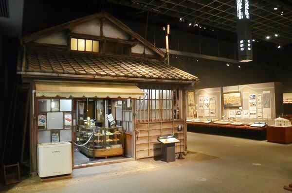 「東北歴史博物館」にある昭和40年頃の仙台市内の雑貨屋を再現した展示