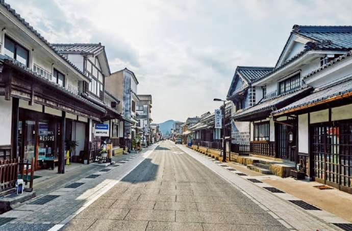 矢掛町にある矢掛商店街のまちなみ