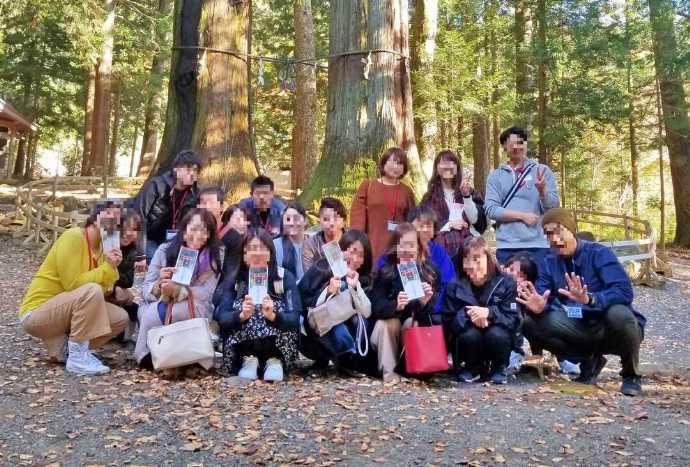 Vipツアーを利用して山梨県の河口浅間神社に到着